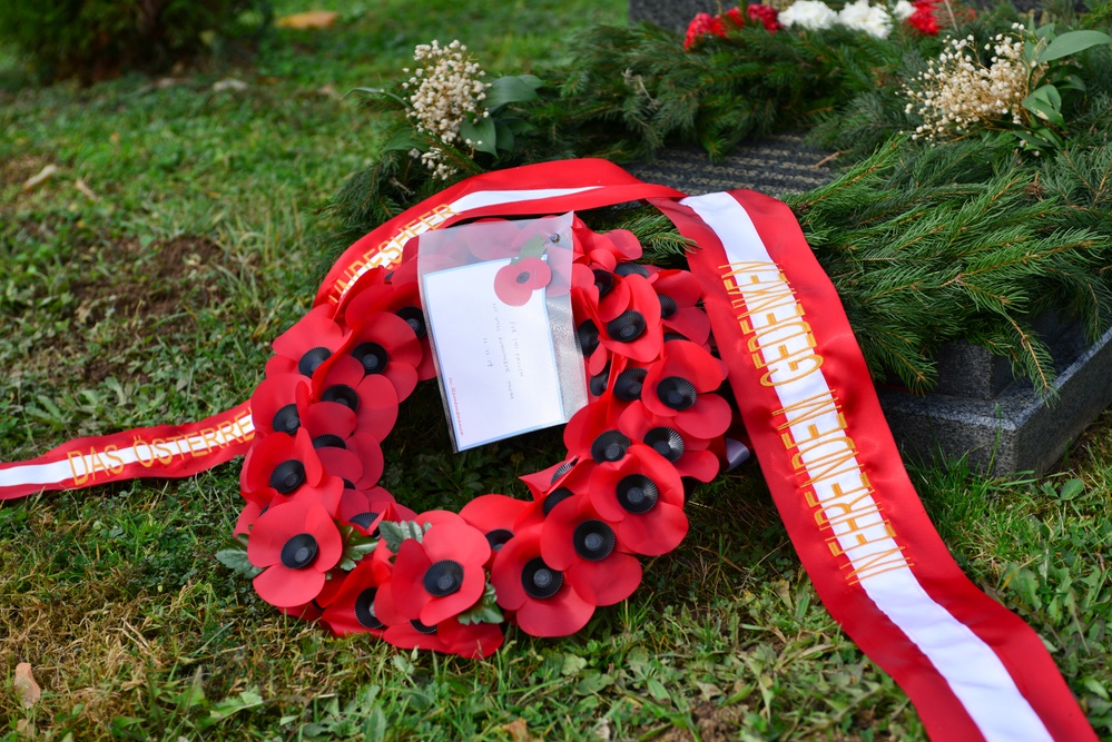 Camp Butmir holds Remembrance Day ceremony