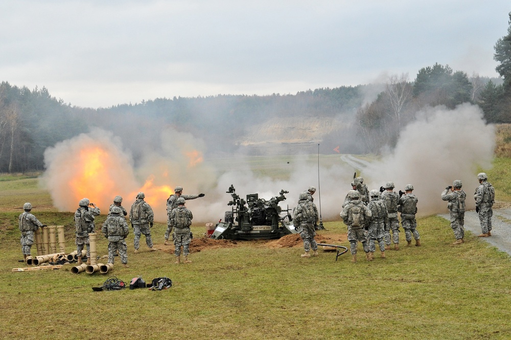 2nd Cavalry Regiment M777 direct fire training