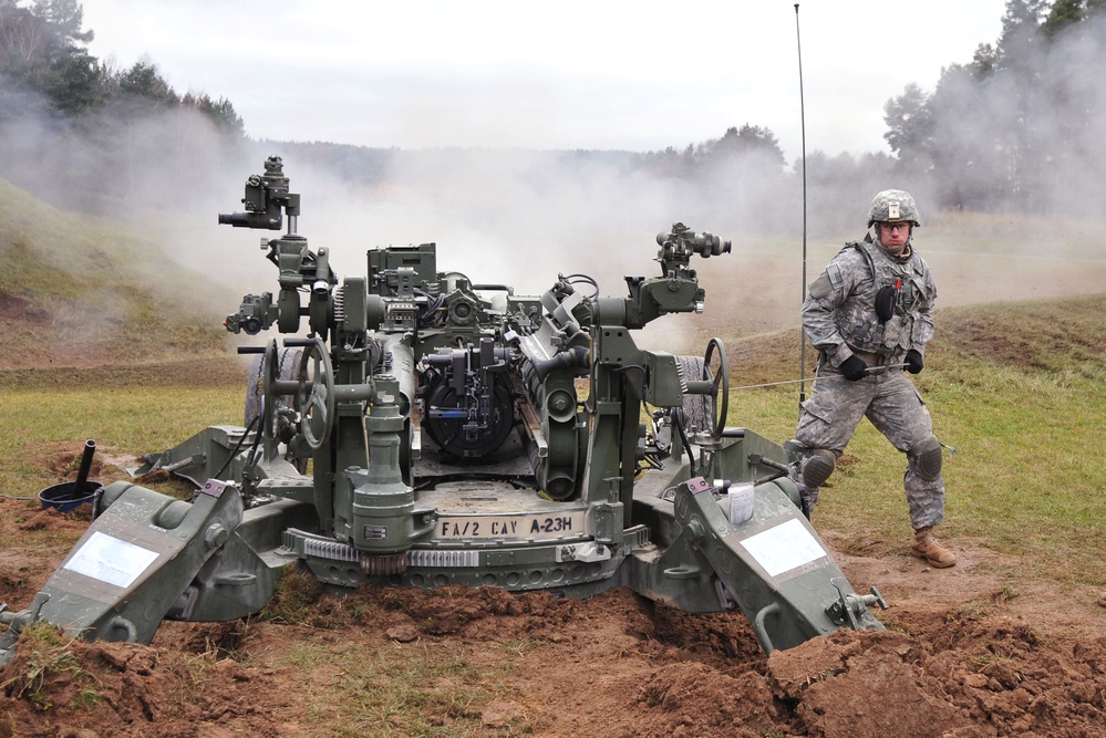 Field Artillery, 2CR, conducts direct fire exercise with M777 Howitzers