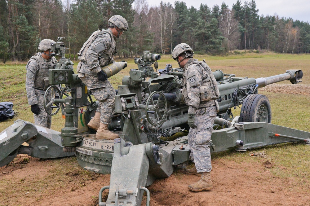 Field Artillery, 2CR, conducts direct fire exercise with M777 Howitzers