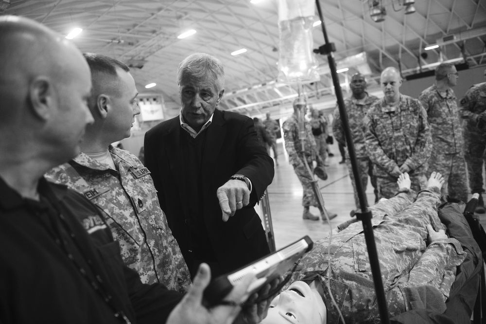 Secretary of Defense Chuck Hagel at Fort Campbell