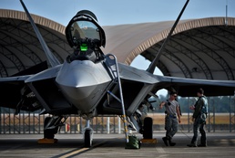 F-35 and F-22 combine capabilities in operational integration training mission