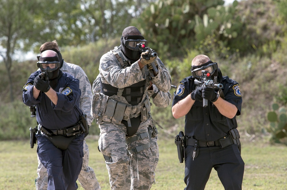 Barricaded suspect exercise