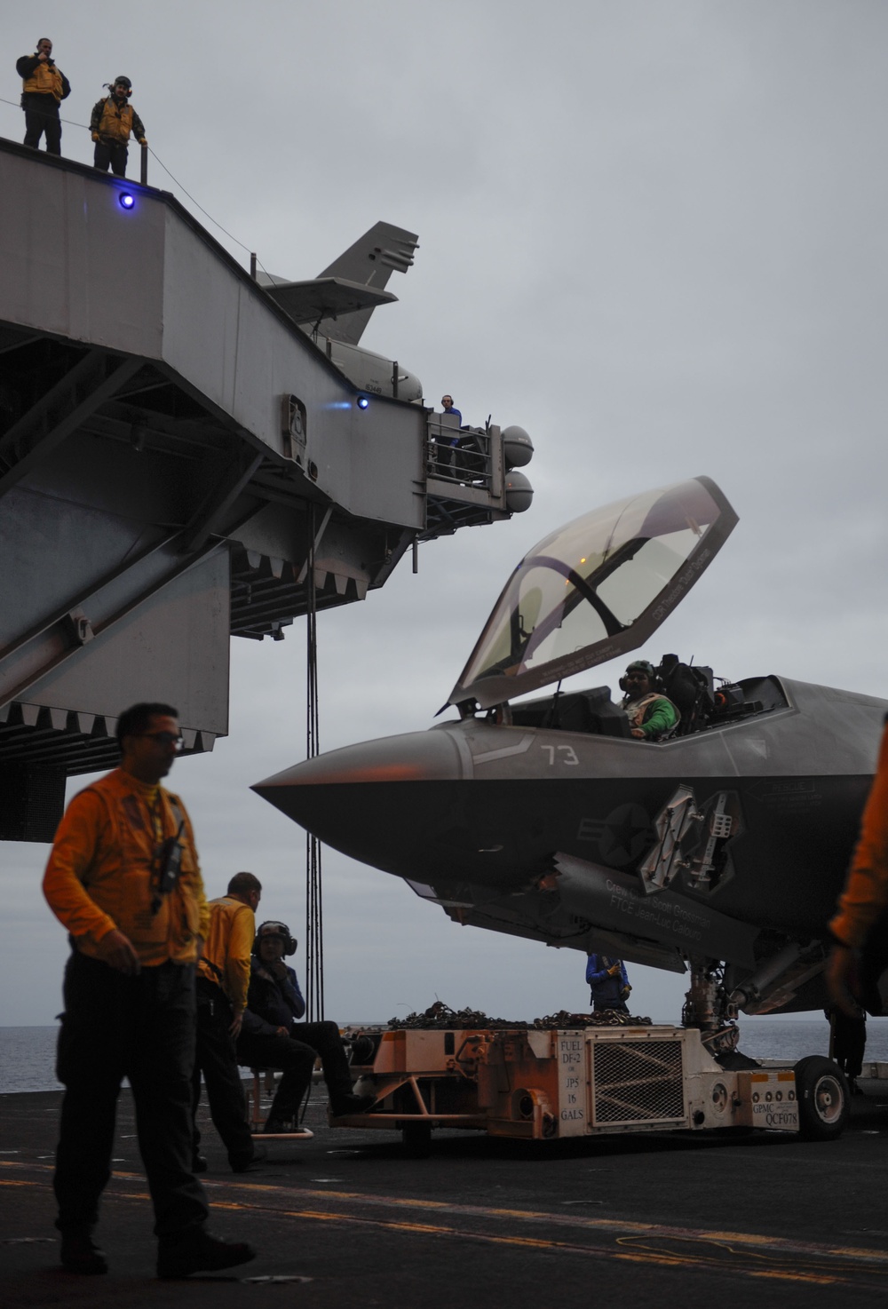 DVIDS - Images - USS Nimitz hangar bay [Image 12 of 20]