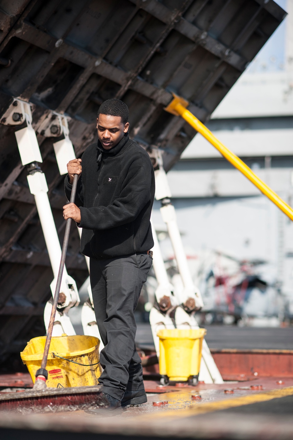 USS George H.W. Bush operations