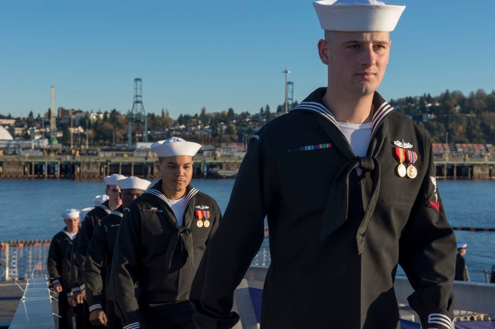 USS Ingraham decommissioning