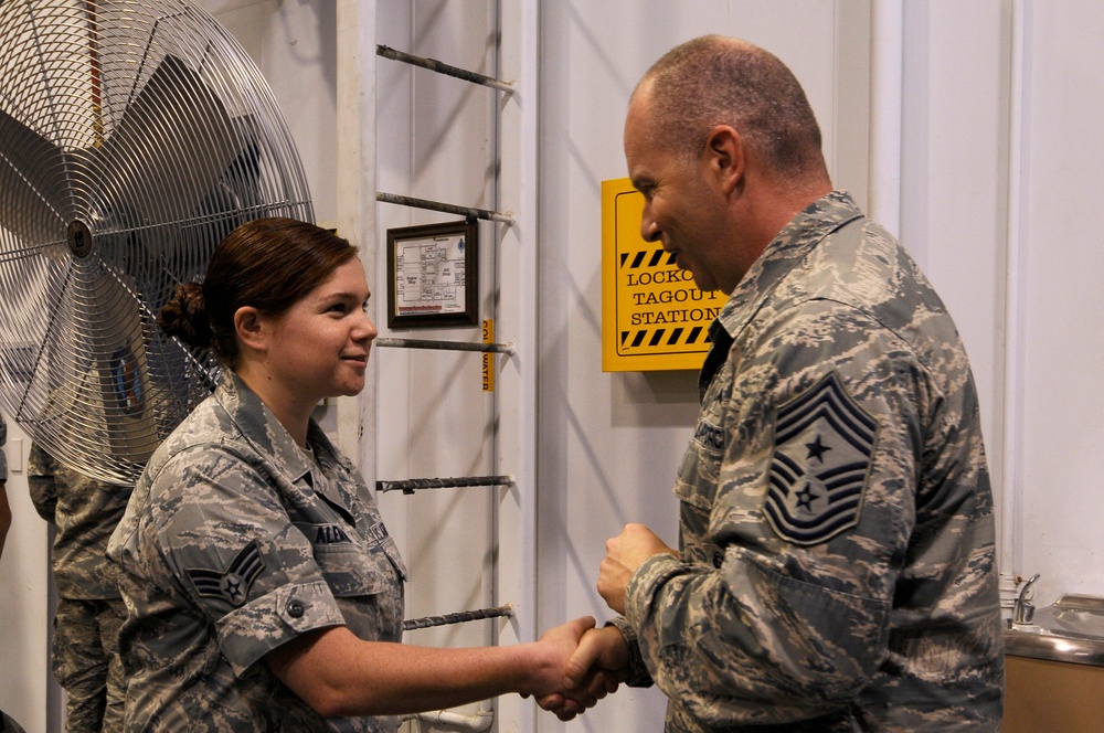 ANG Command Chief visits with 144th FW junior enlisted Airmen
