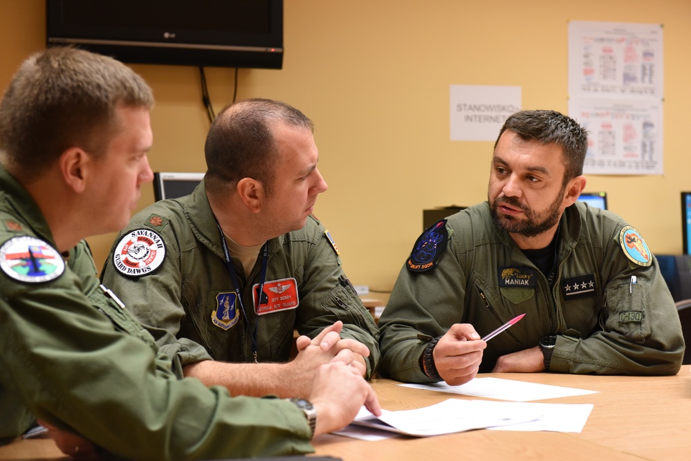 165th AW trains with Polish Air Force