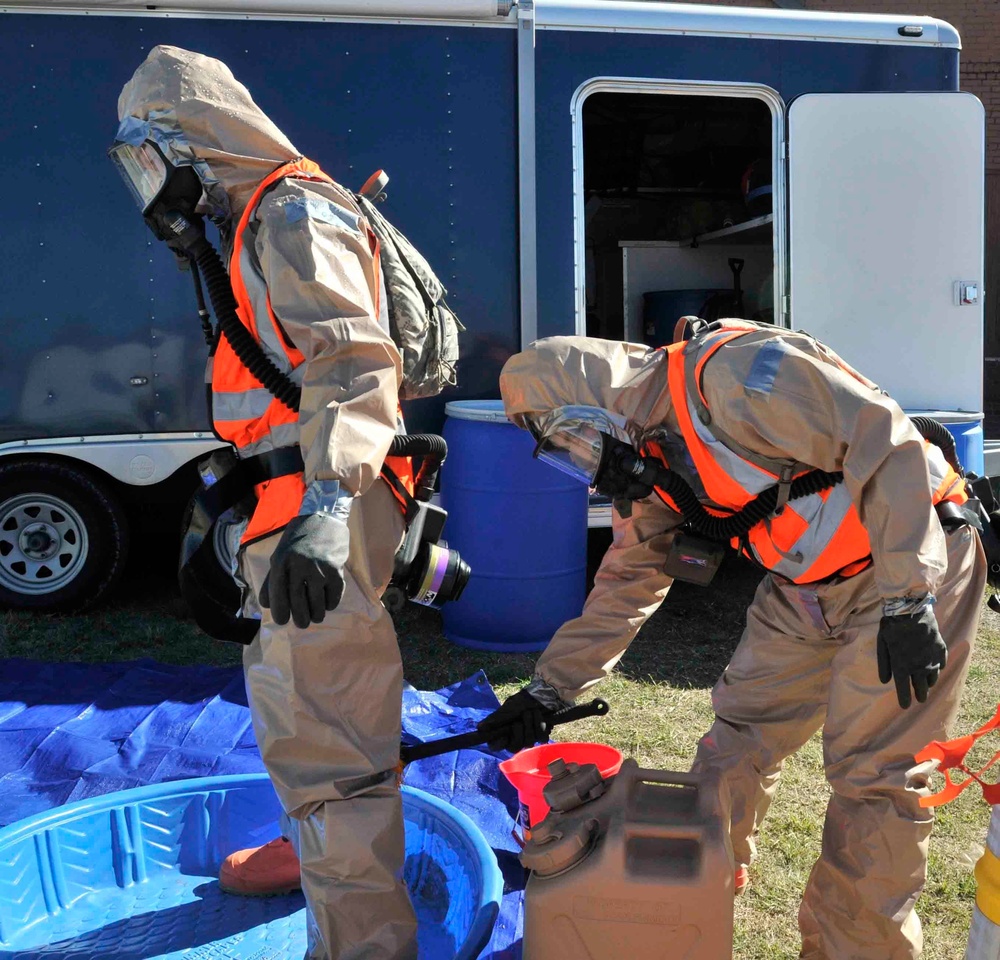 Texas Guardsmen train with Brownwood first responders