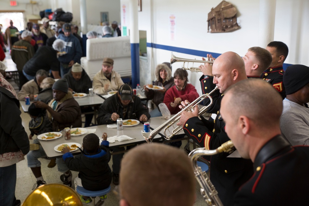 New Orleans-based Marines serve community with special meal