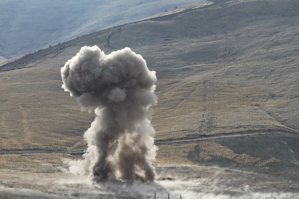 DVIDS - News - 571st Sapper Company conducts demolition training