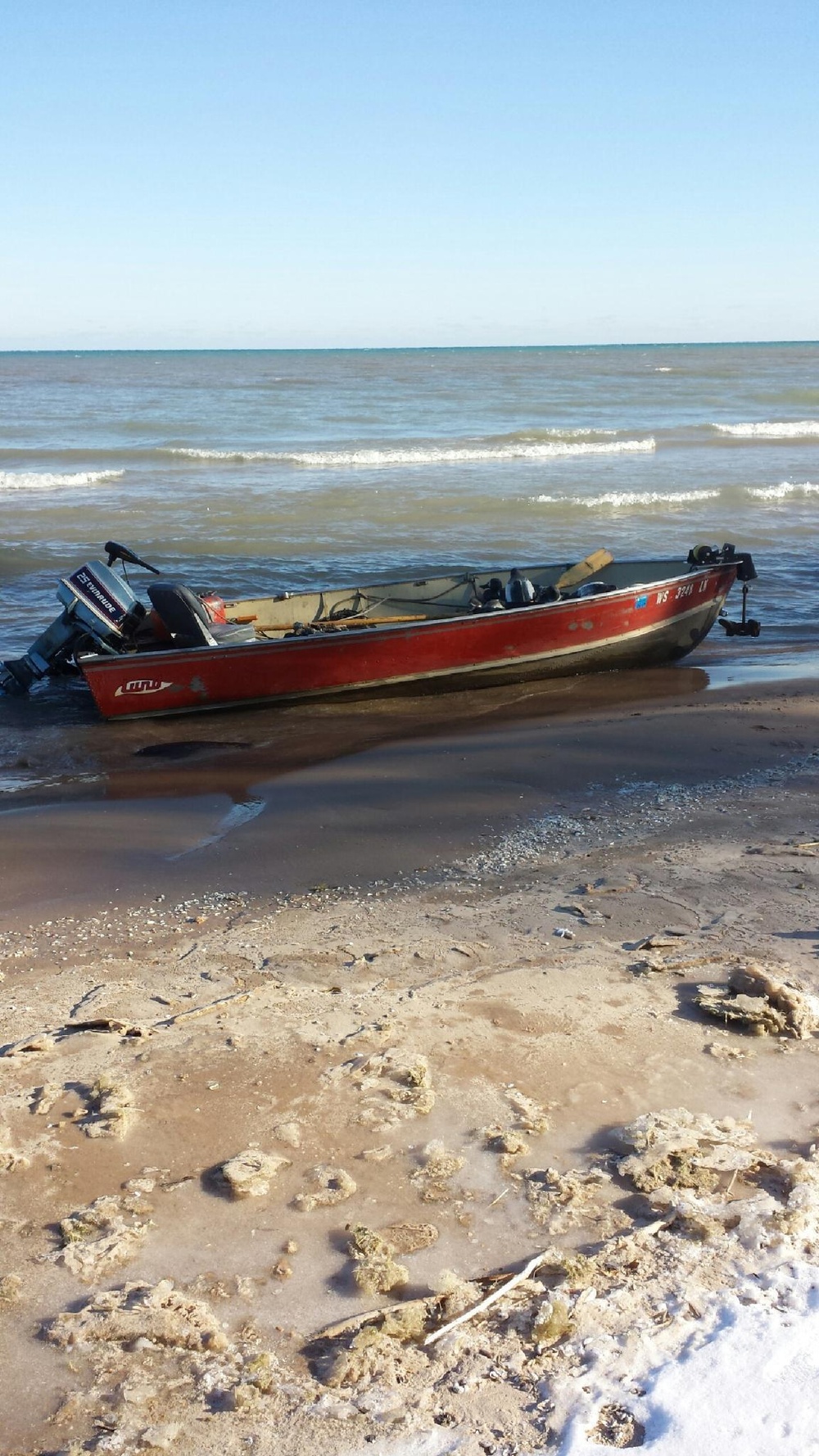 Coast Guard, local fire departments partner to assist duck hunters near Harrington Beach State Park in Wisconsin