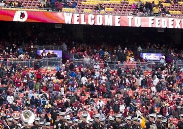 Redskins salute the military