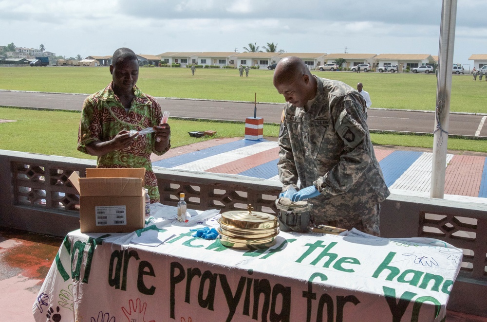 Chaplains bring hope, unity to service members, Liberians