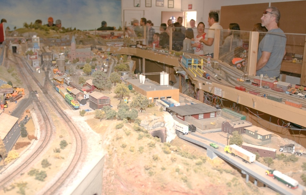 El Paso model railroader’s club makes history come alive