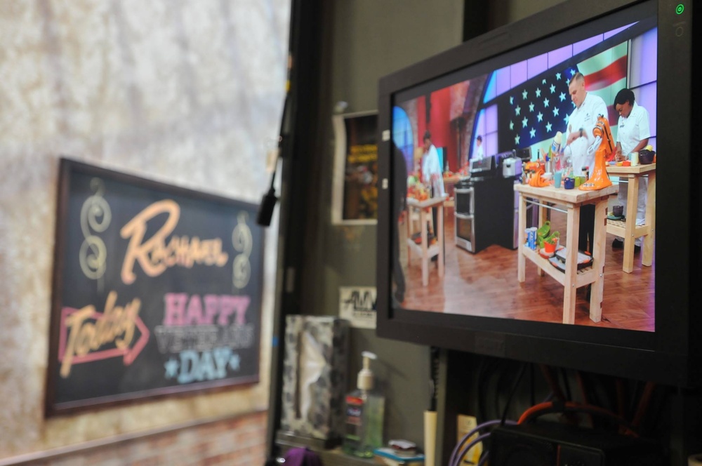 Soldier represents Army in 'Rachael Ray Show'