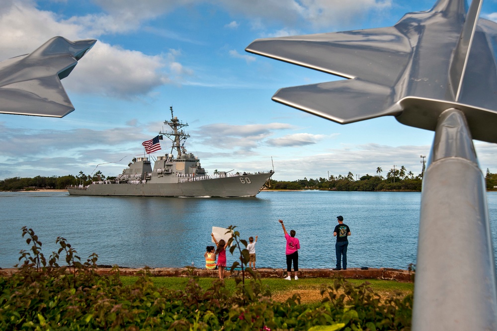 USS Paul Hamilton returns to homeport