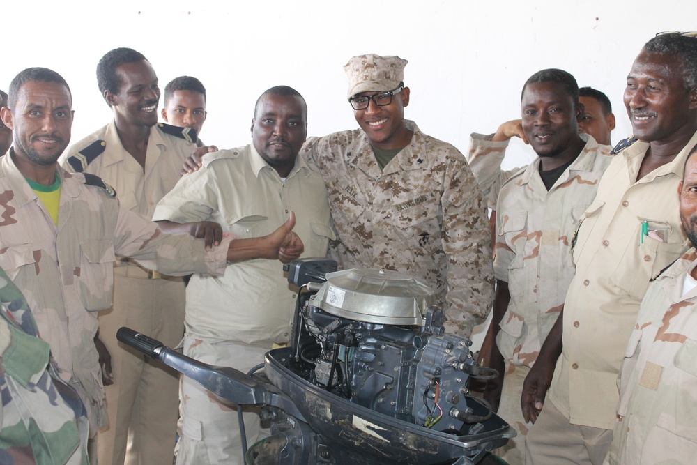 U.S. Forces aid in Mauritanian boat maintenance
