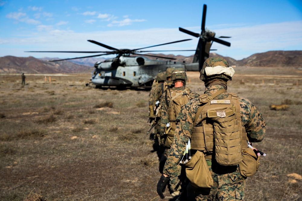 15th MEU Marines participate in ground interop