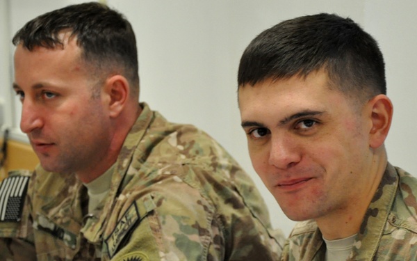 Oregon Soldiers celebrate Thanksgiving