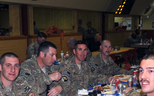 TAAC-S and 1st Cavalry Division host Thanksgiving celebration