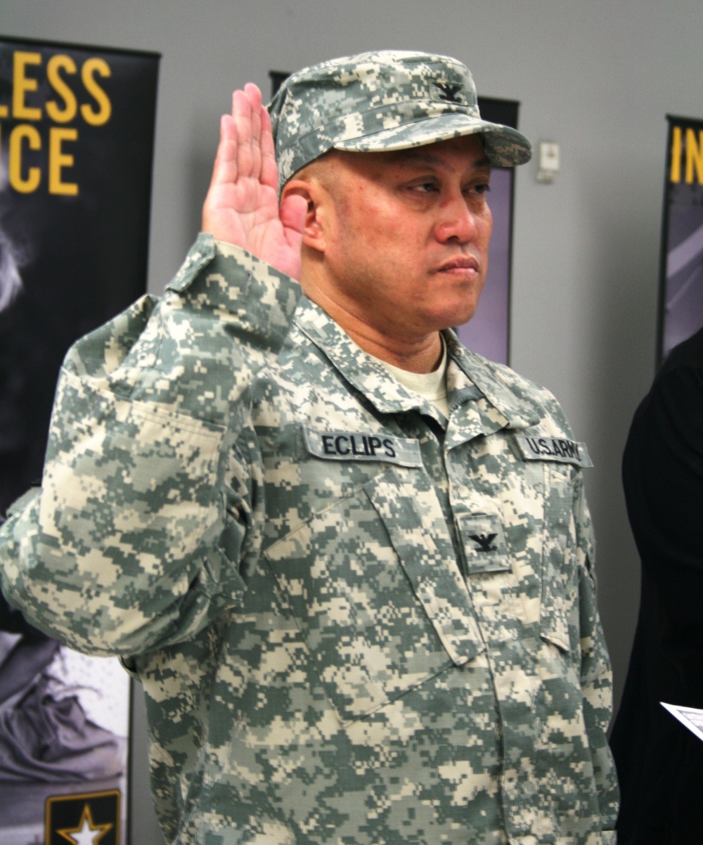 Col. Eclips assumes command of the 326th Financial Management Center