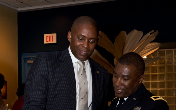 Beyond the Gridiron: Army Reserve engages fans, cadets, community at Florida Classic