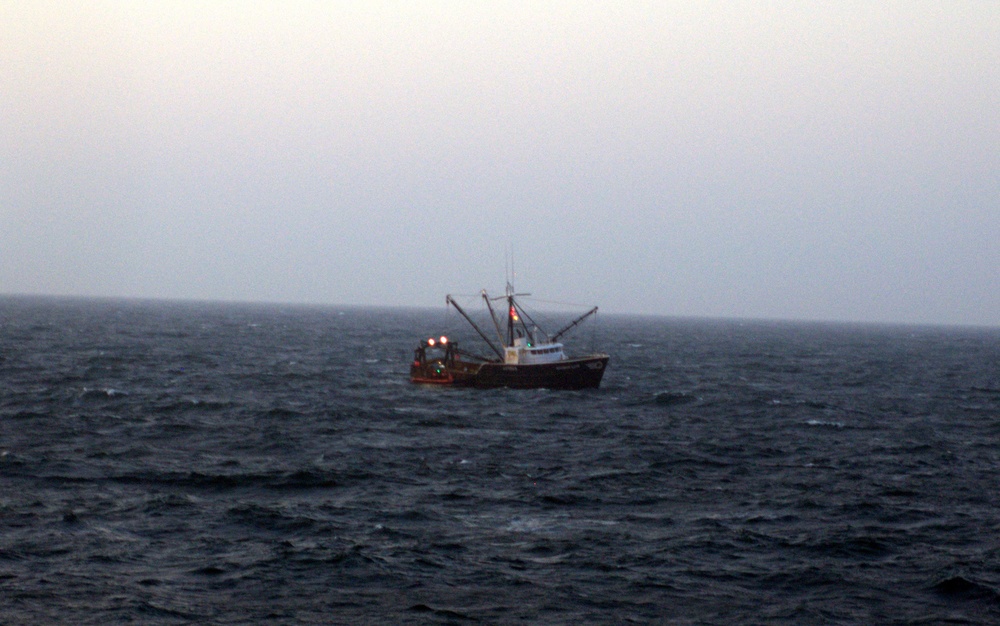 CGC Tahoma assists disabled fishing vessel 70 miles east of Chatham, Mass.
