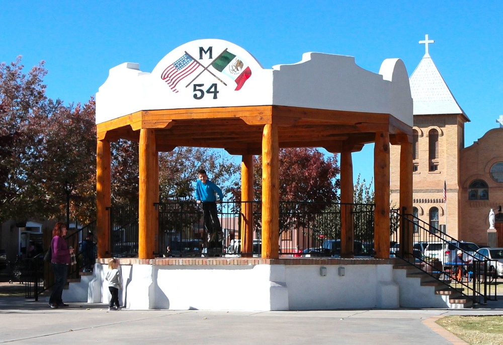 Tour de Cruces: Culture and history from behind the lens