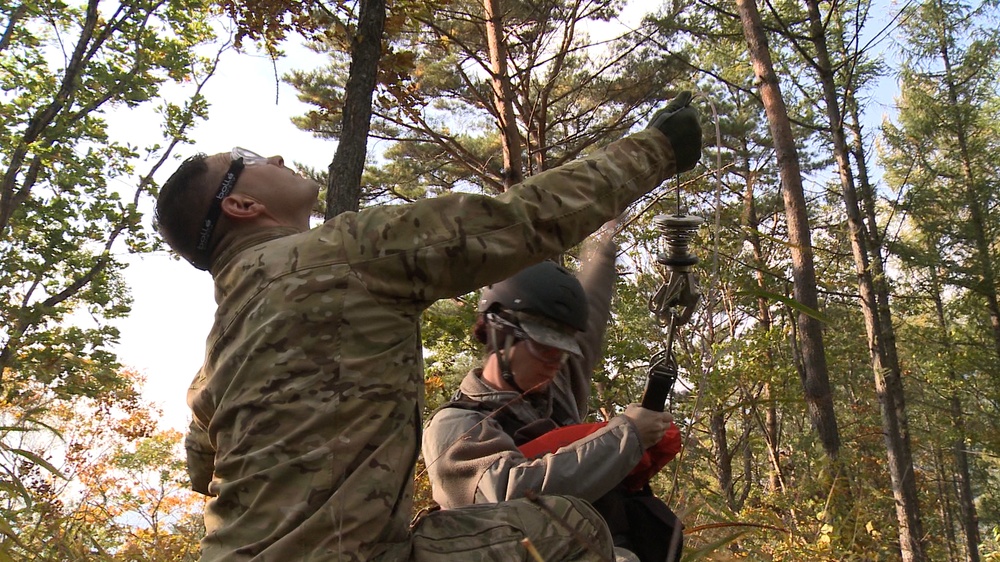 Airmen complete CSAR training during Pacific Thunder