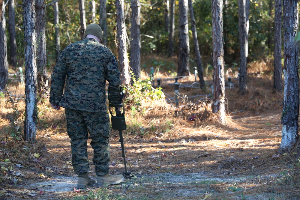 Integrated Task Force research monitors oversee training