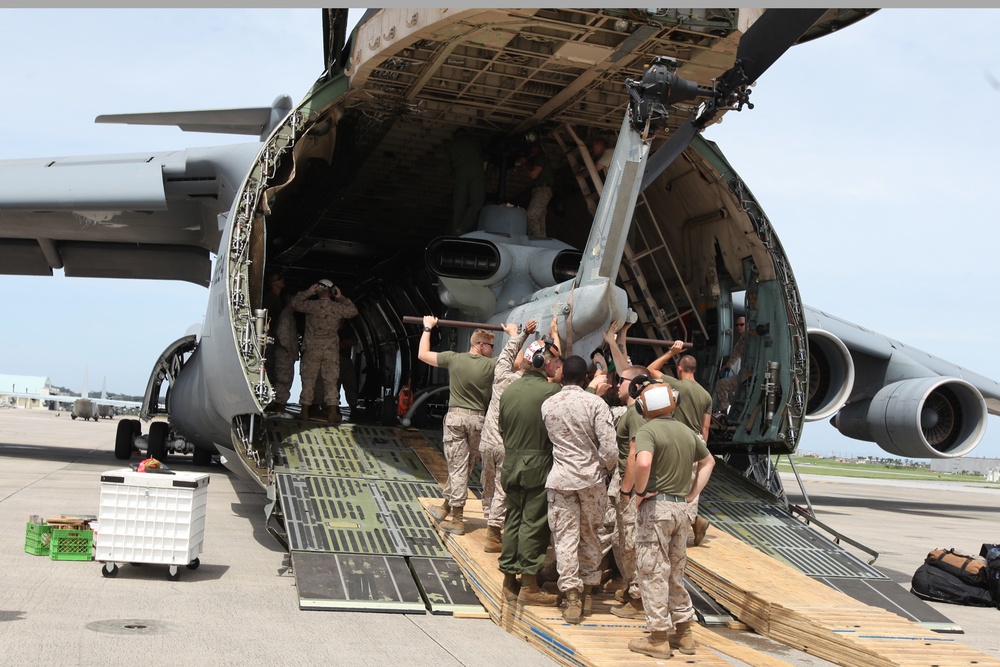 Unloading C-5 Galaxy