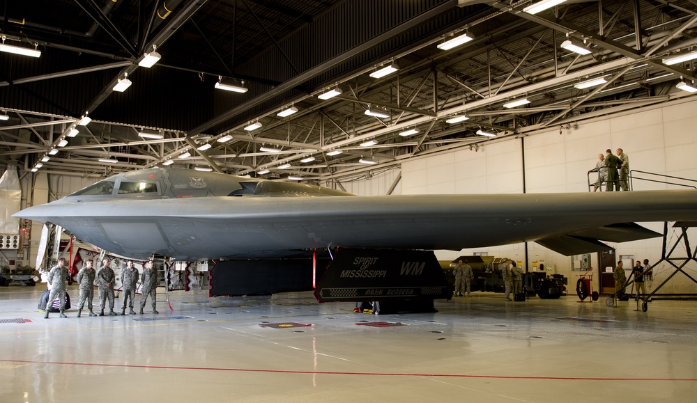 Joint Chiefs chairman visits Whiteman Air Force Base