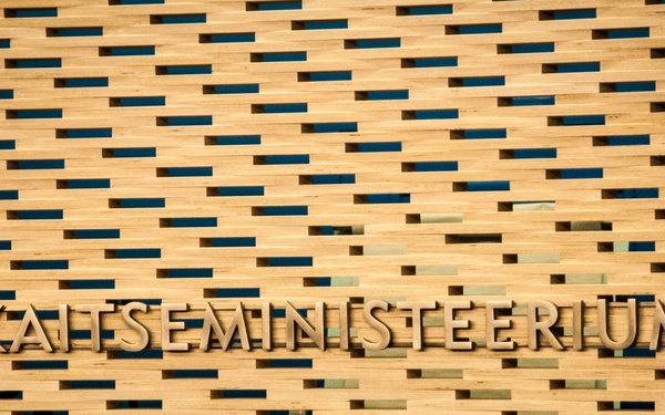 Estonian military signs new deal with US