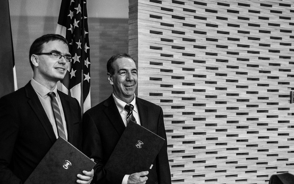 Estonian military signs new deal with US