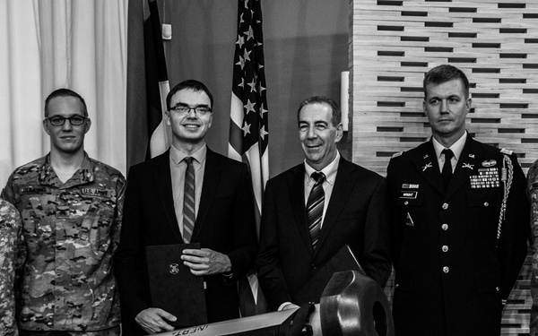 Estonian military signs new deal with US