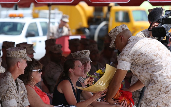 MCAS Miramar H&amp;HS Change of Command Ceremony