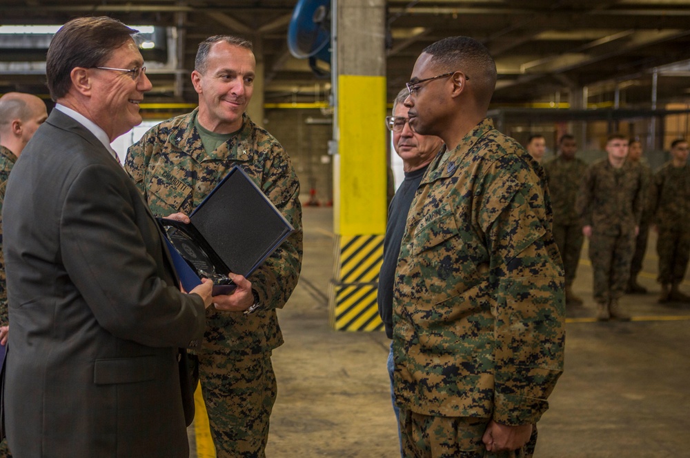 US Acting Assistant Secretary of Defense for Logistics and Materiel Readiness, Mr. Paul Peters, visits 2D MLG Marines