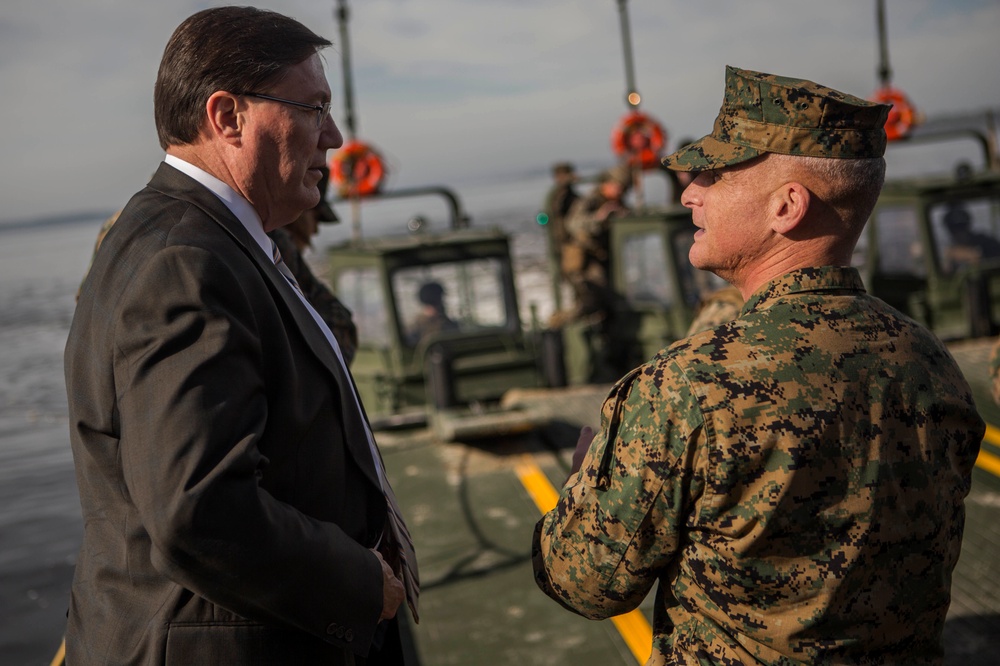 US Acting Assistant Secretary of Defense for Logistics and Materiel Readiness, Mr. Paul Peters, visits 2D MLG Marines