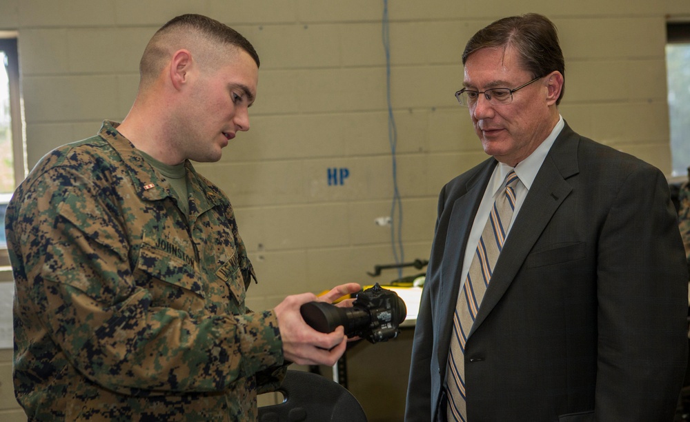 US Acting Assistant Secretary of Defense for Logistics and Materiel Readiness, Mr. Paul Peters, visits 2D MLG Marines