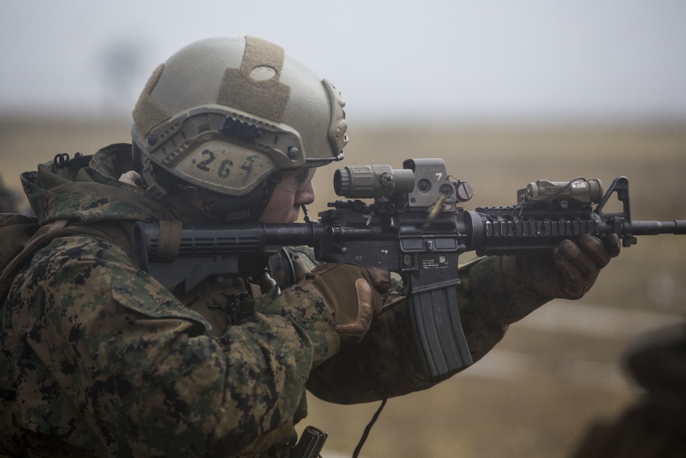 15th MEU Marines conduct rifle qualification