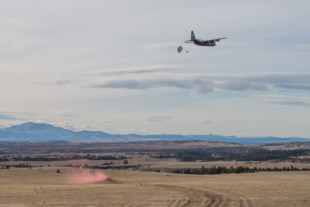 Wyoming Air Guard practices latest aerial delivery technique