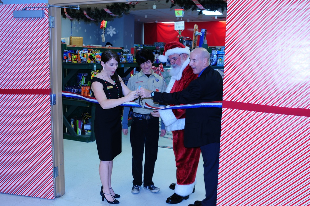 Santa’s workshop Fort Hood officially opened for the Christmas season Thursday night