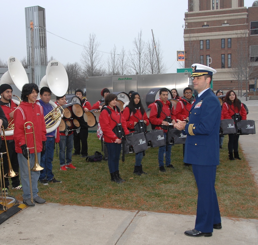 Coast Guard Cutter Mackinaw commanding officer thanks area high school band for 'Welcome to Chicago' performance