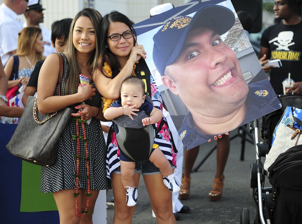 USS O'Kane (DDG 77) arrives at Joint Base Pearl Harbor-Hickam