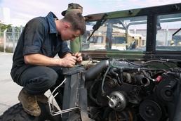 CLB-31 Maintenance Marines keeps the 31st MEU ready