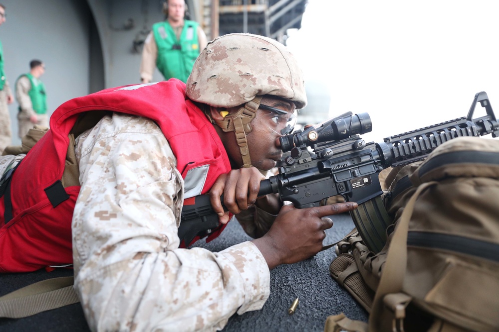 11th MEU conducts live-fire exercise