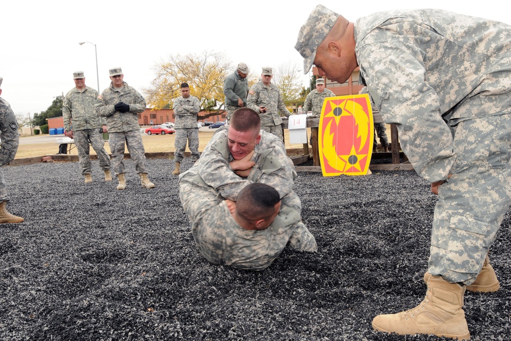 Lightning Warrior Week showcases top Soldiers in 69th ADA brigade