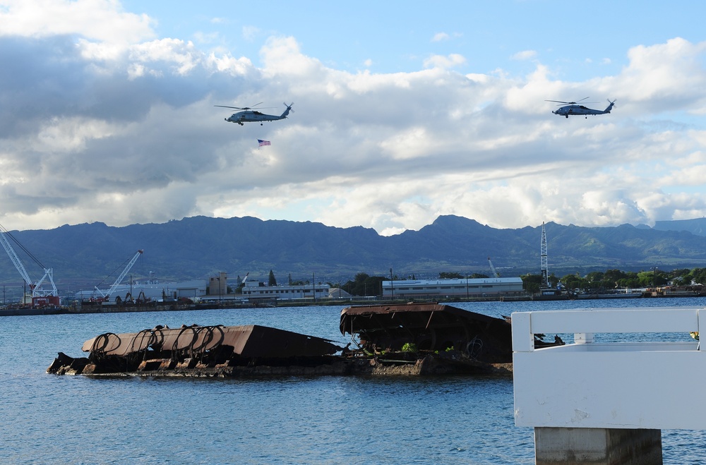 MM2 Smith ash scattering ceremony at USS Utah Memorial