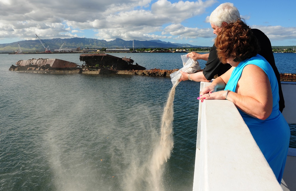 CPO Knight ash scattering ceremony at USS Utah Memorial